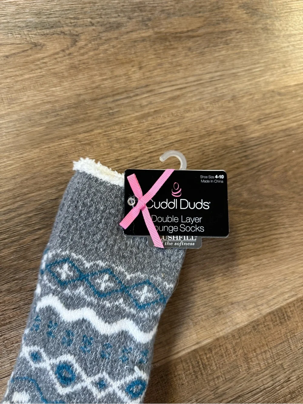 NWT Cuddl Duds Fuzzy Socks